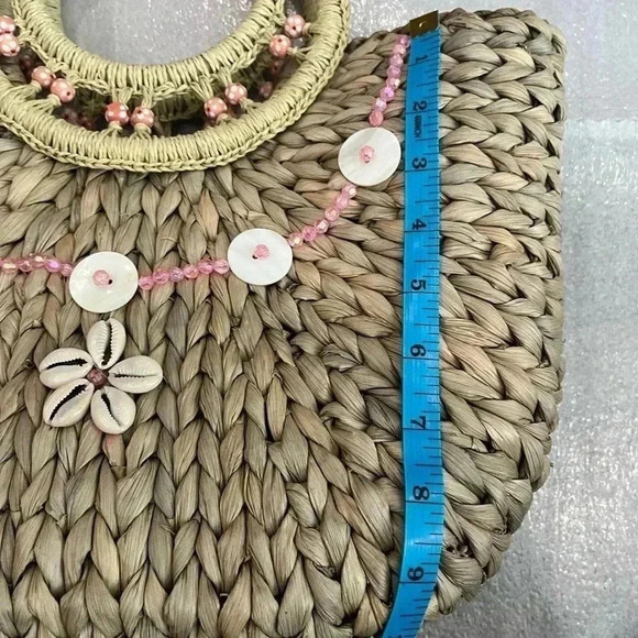 Vintage A.Giannetti Corn Husk and Shell Embellished handbag - Picture 3 of 9